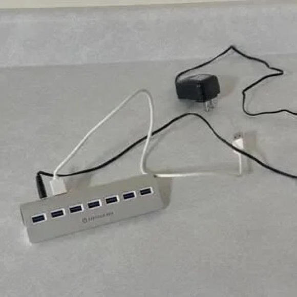 Other - USB 3.0 7-Port Aluminum Hub - Silver